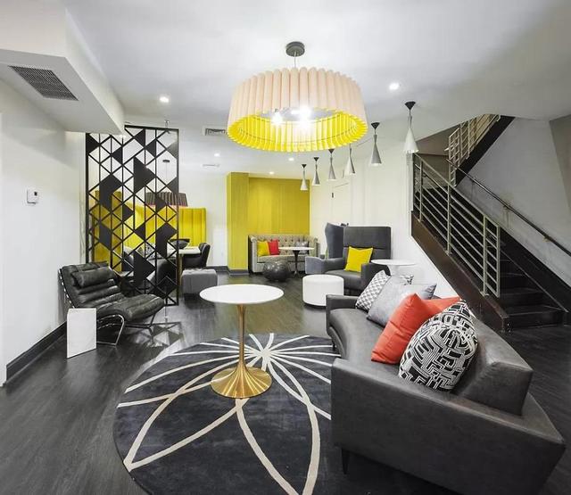Apartment 11