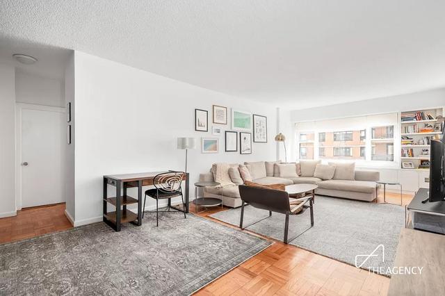 Apartment 10