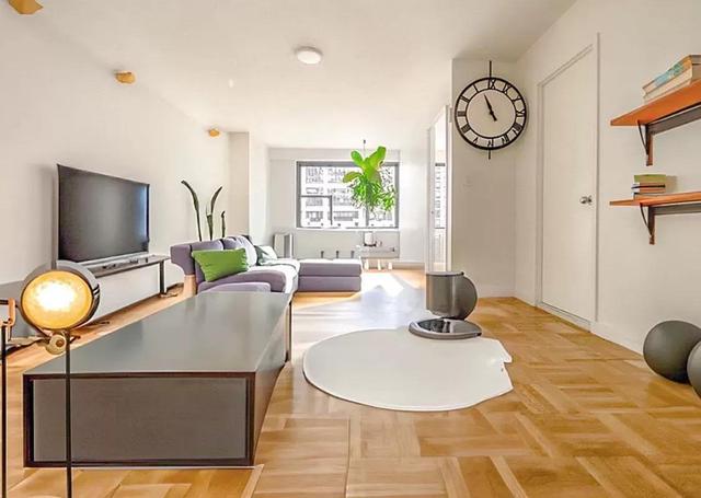 Apartment 11
