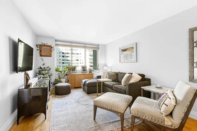 Apartment 4