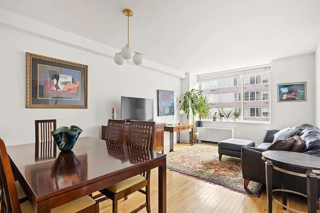 Apartment 11