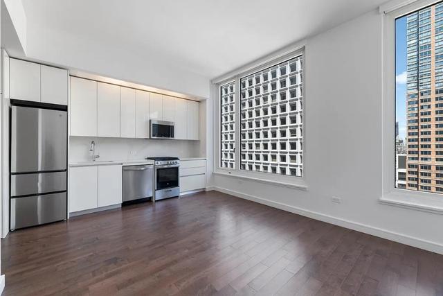 Apartment 15