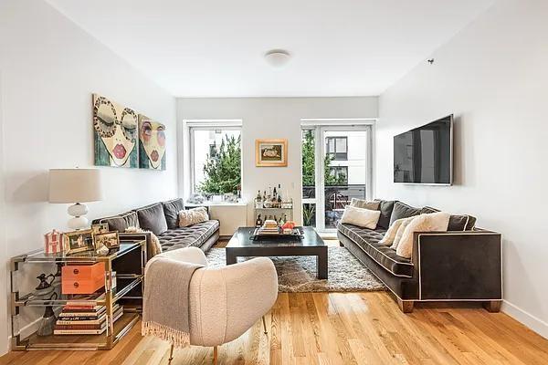Apartment 4