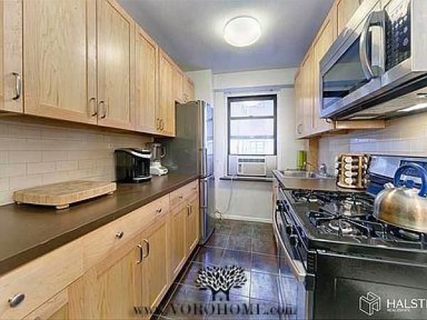 Lower-East-Side-B902-423394_2564757.jpg