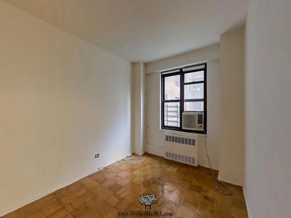 Lower-East-Side-104-423507_2565561.jpg